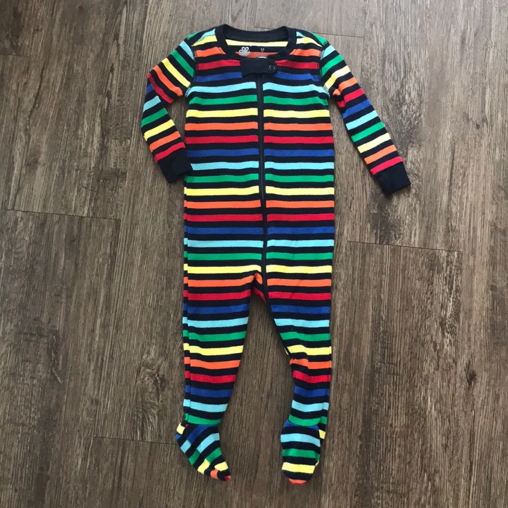 Primary 6-9mos Footie PJs
